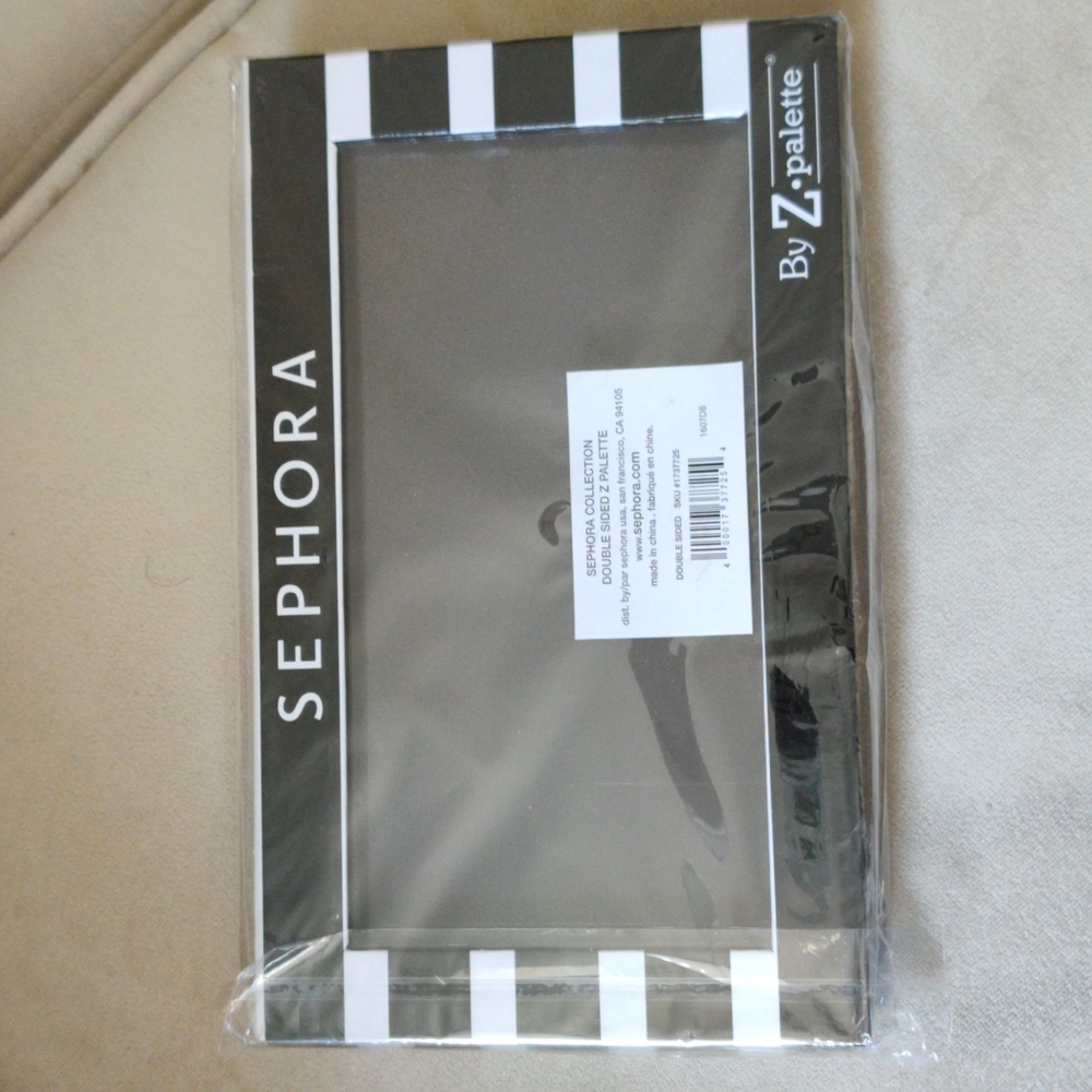 Sephora Double Sided Makeup Organizer, Black and White Edge, Brand New